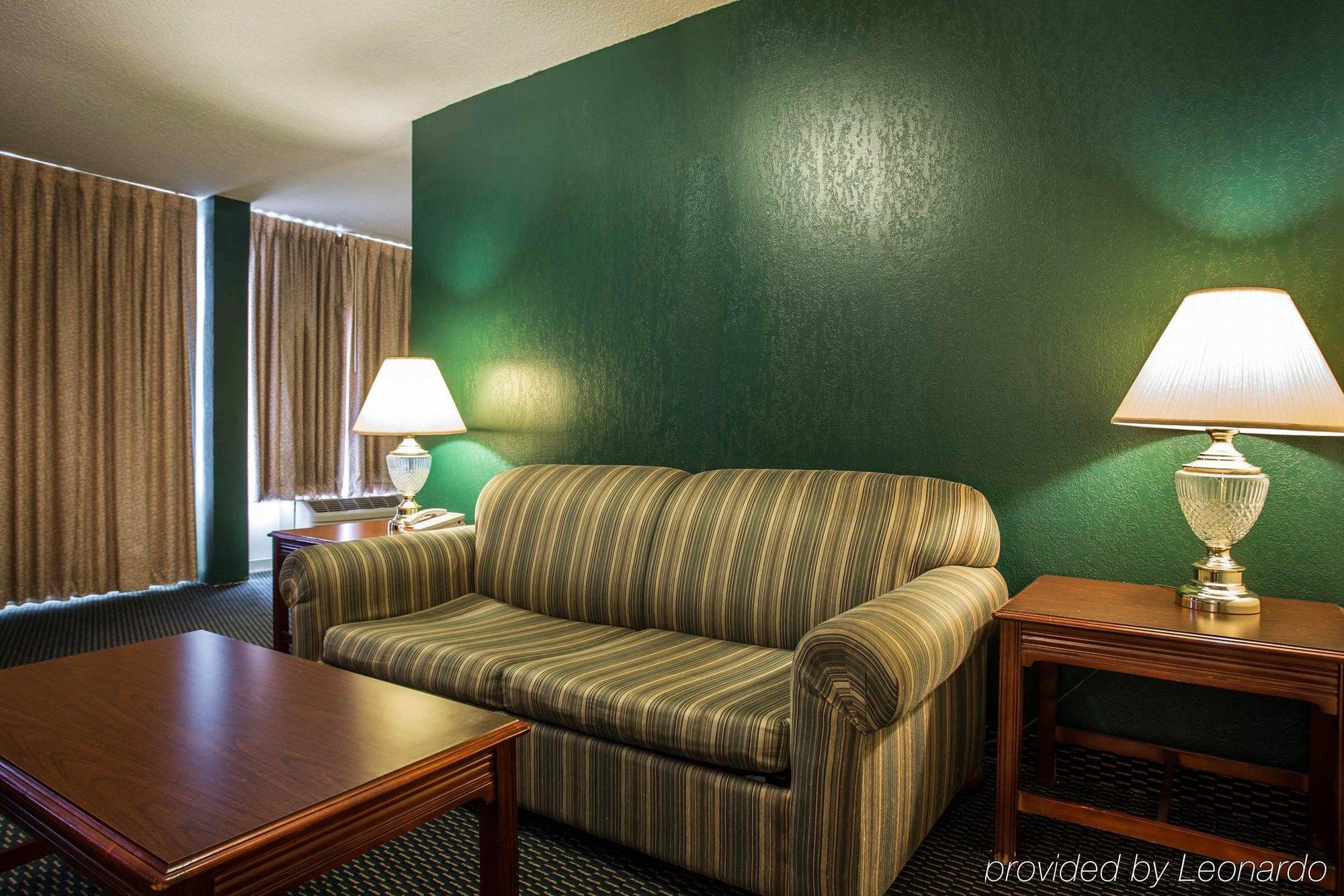 Econo Lodge Inn & Suites Lumberton Eksteriør billede